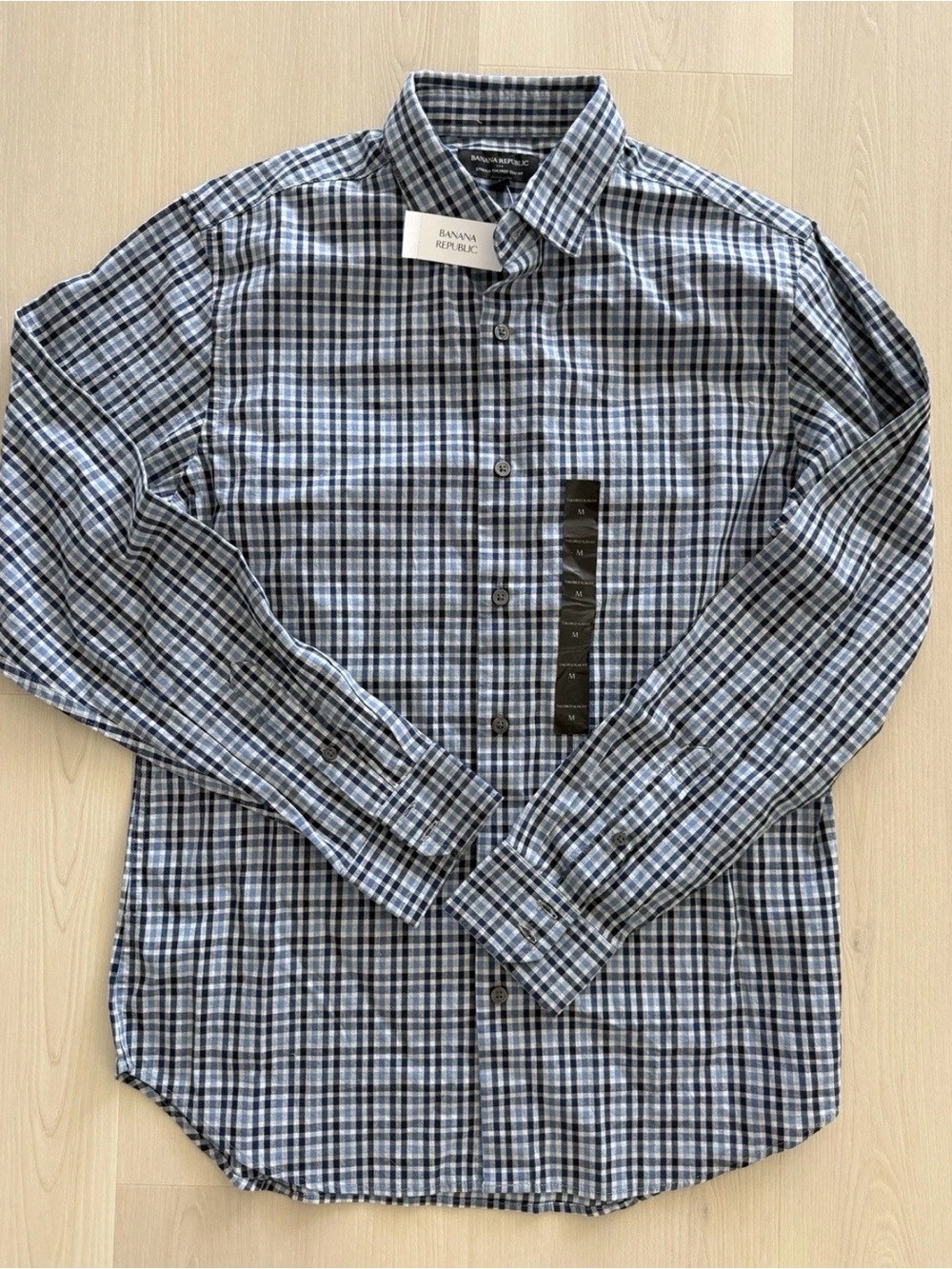 Banana Republic Men’s Blue and White Plaid Button-Up Shirt
